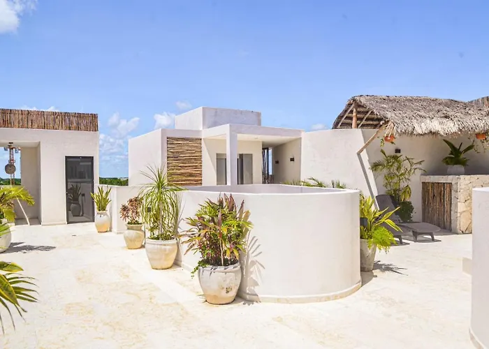 Luxury Penthouse-private Rooftop Pool-walkable Tulum
